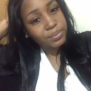 Meet your Posher, Avery